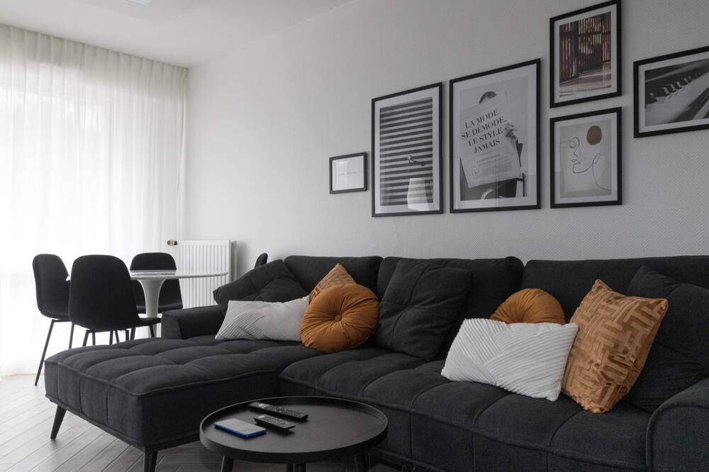 Photo of Livingroom in Le Kremlin-Bicetre