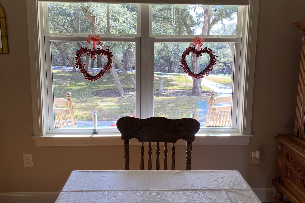 Photo of Livingroom in Wetmore