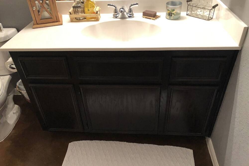Photo of Bathroom in Killeen