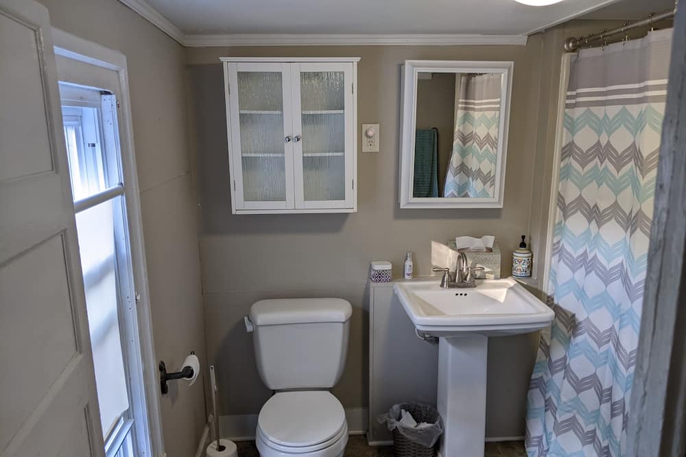 Photo of Bathroom in Hopewell