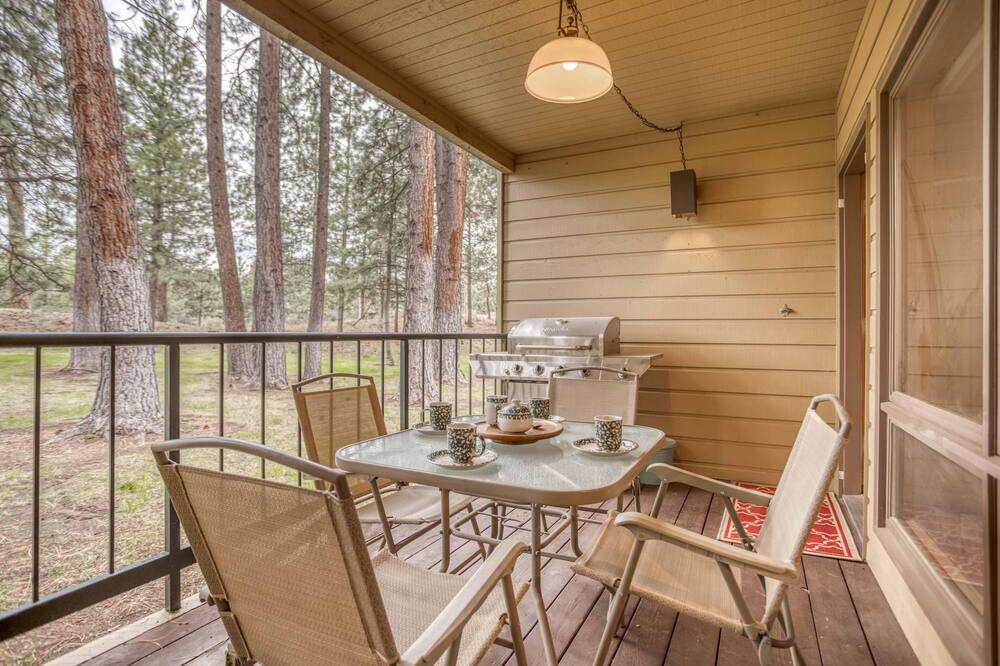 Photo of Outdoor in Century West