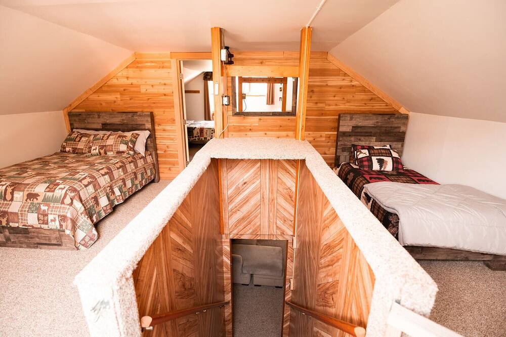 Photo of Bedroom in Indian Lake