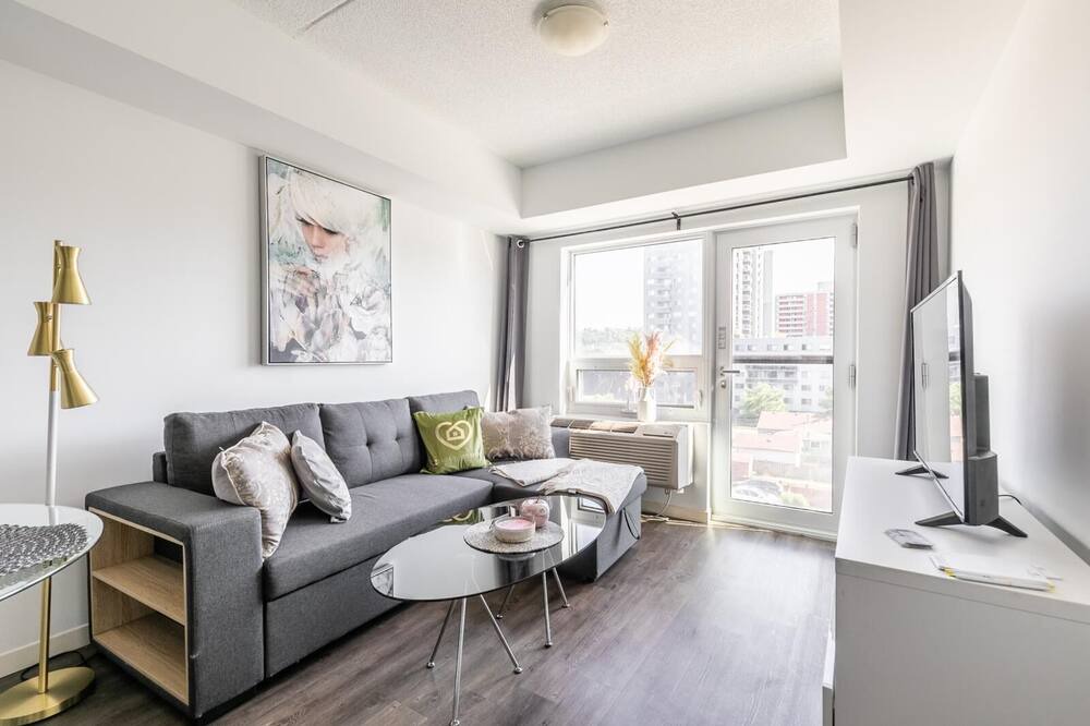Photo of Livingroom in Beasley