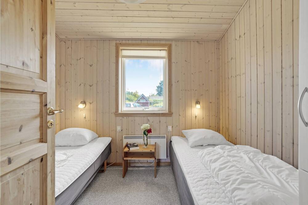 Photo of Others in Frolunde