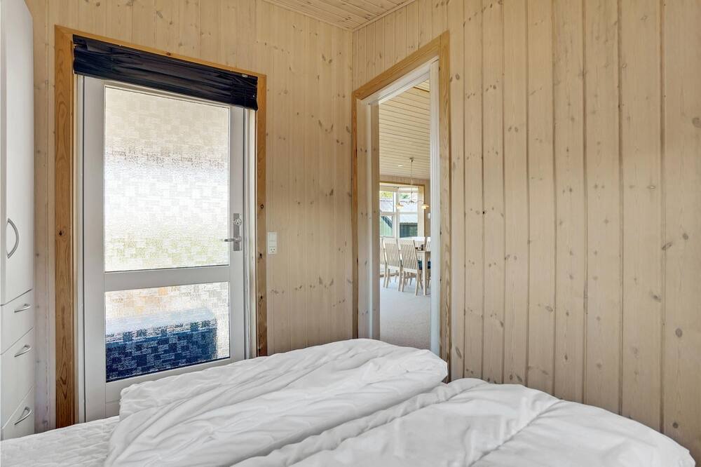 Photo of Others in Frolunde