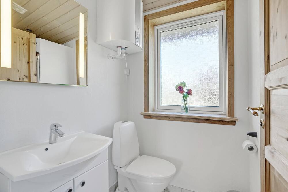 Photo of Bathroom in Frolunde