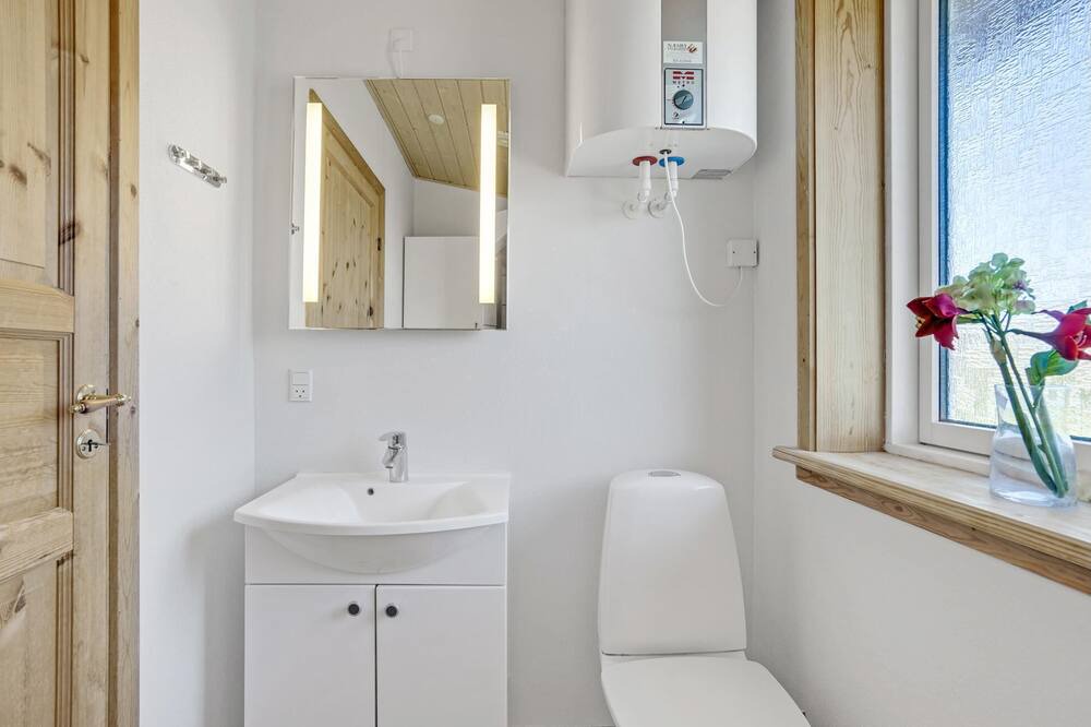 Photo of Bathroom in Frolunde