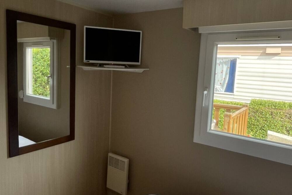 Photo of Bedroom in Saint-Pair-sur-Mer
