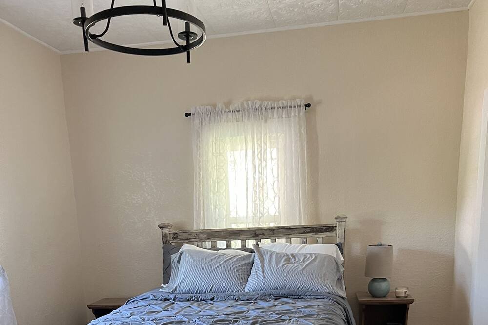 Photo of Bedroom in Gordonville
