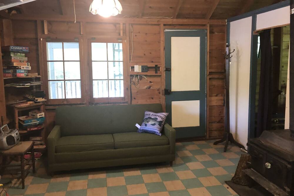Photo of Livingroom in Trent Lakes