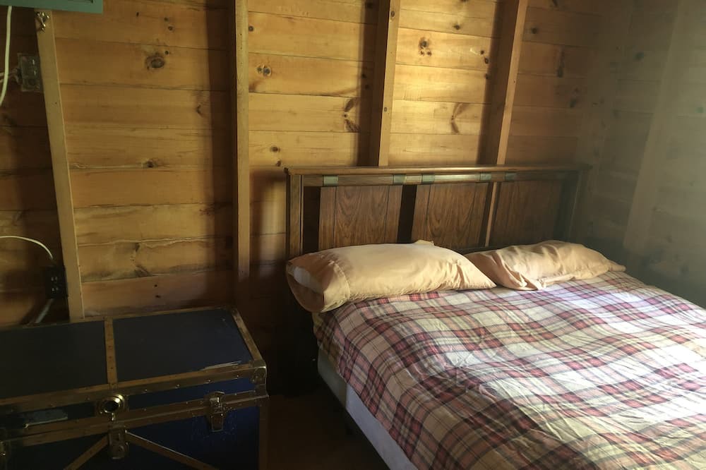 Photo of Bedroom in Trent Lakes