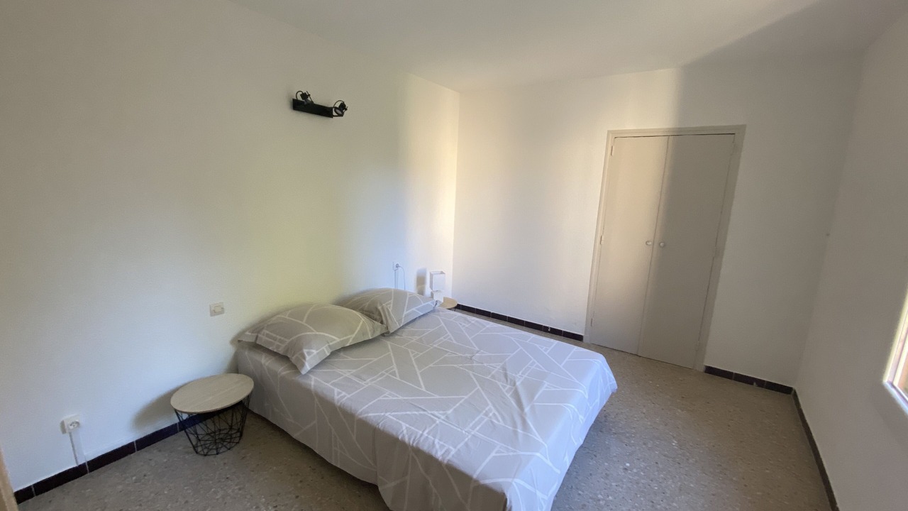 Photo of Bedroom in Sabran