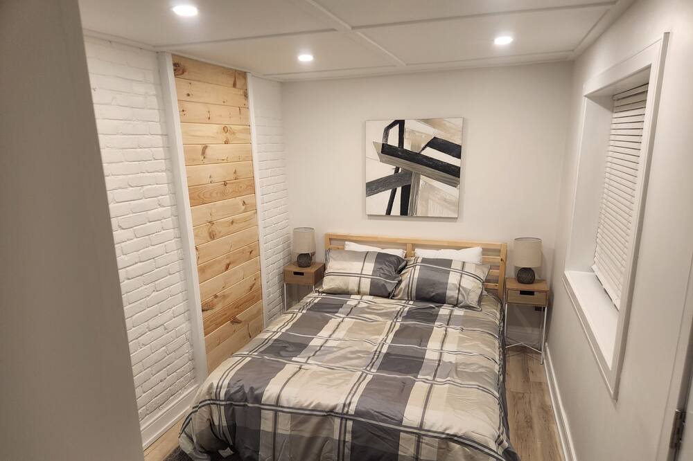 Photo of Bedroom in Innisfil