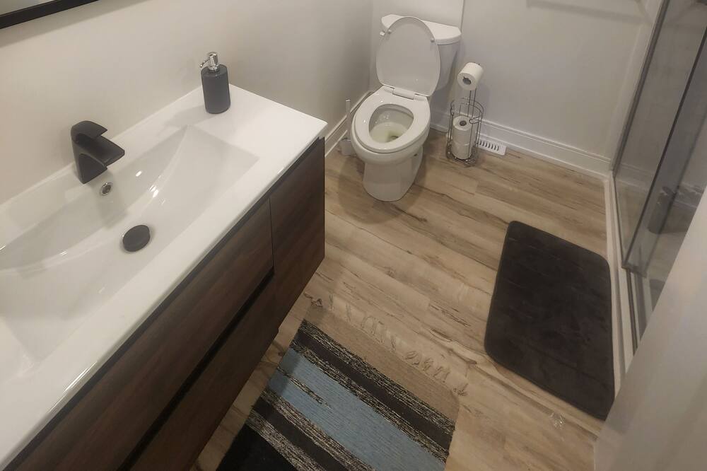 Photo of Bathroom in Innisfil