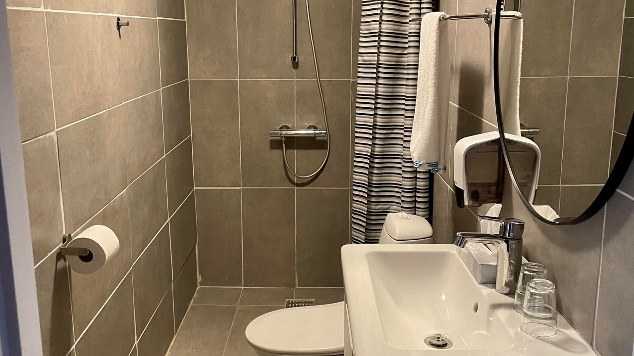 Photo of Bathroom in Humble