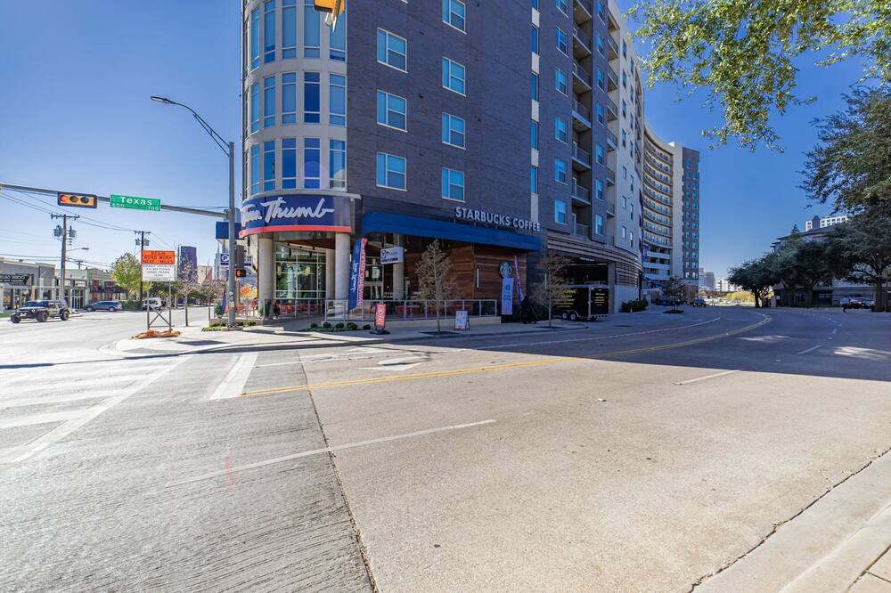 Photo of Outdoor in Old East Dallas
