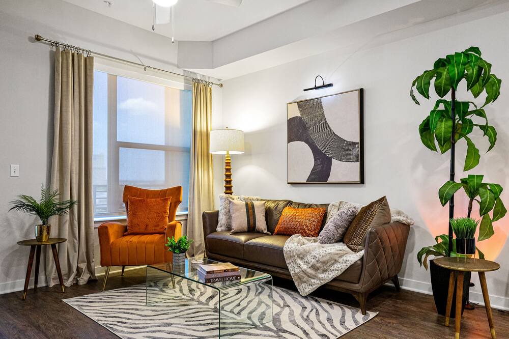 Photo of Livingroom in Old East Dallas
