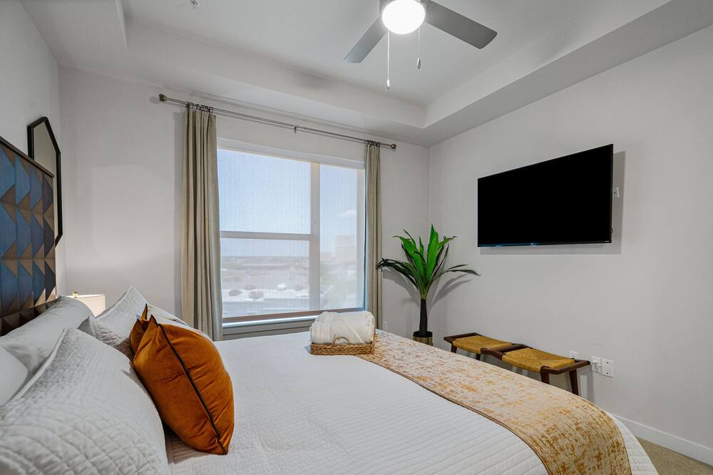 Photo of Bedroom in Old East Dallas