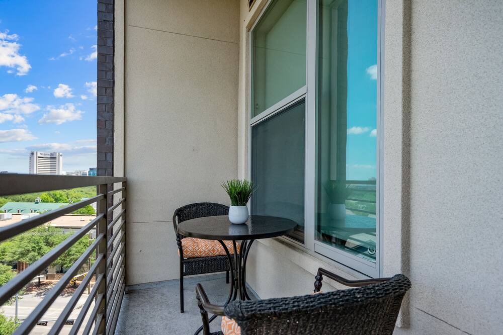 Photo of Patio Balcony in Old East Dallas