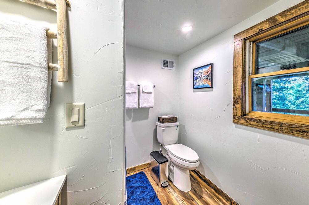 Photo of Bathroom in Ruidoso