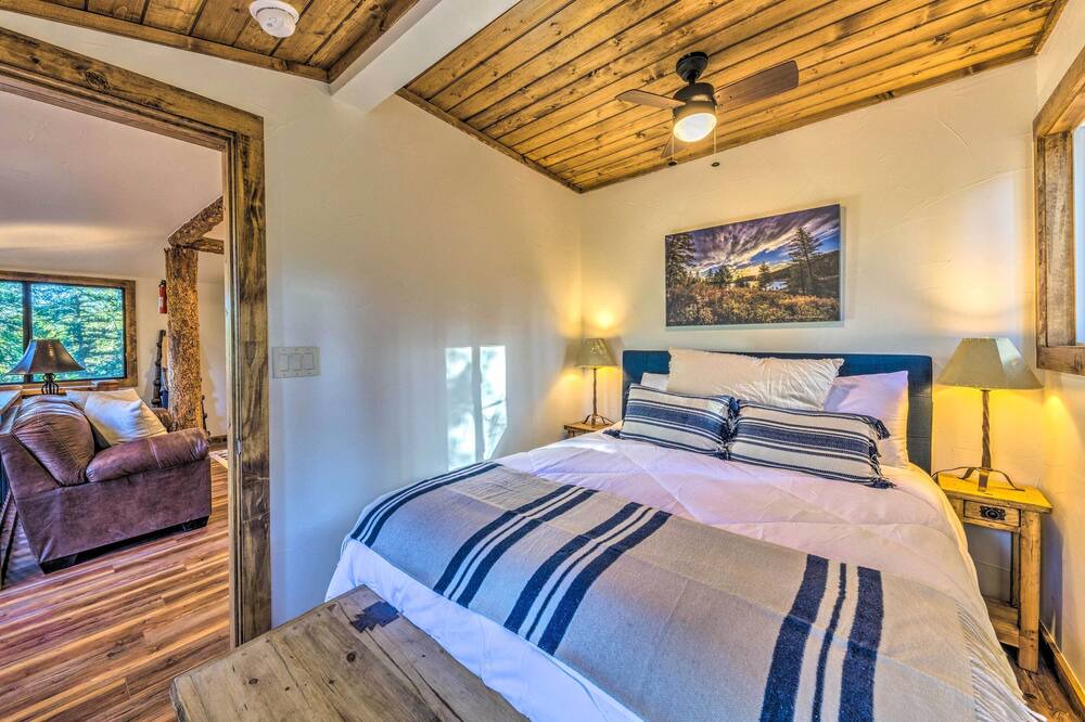 Photo of Bedroom in Ruidoso