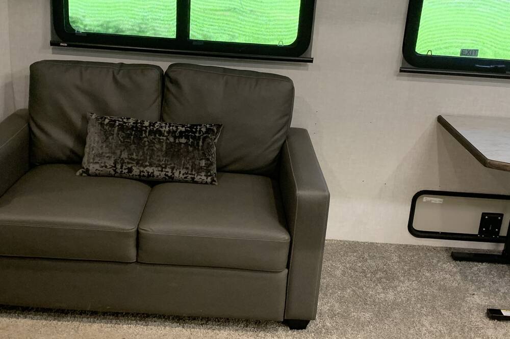 Photo of Livingroom in Gordon County