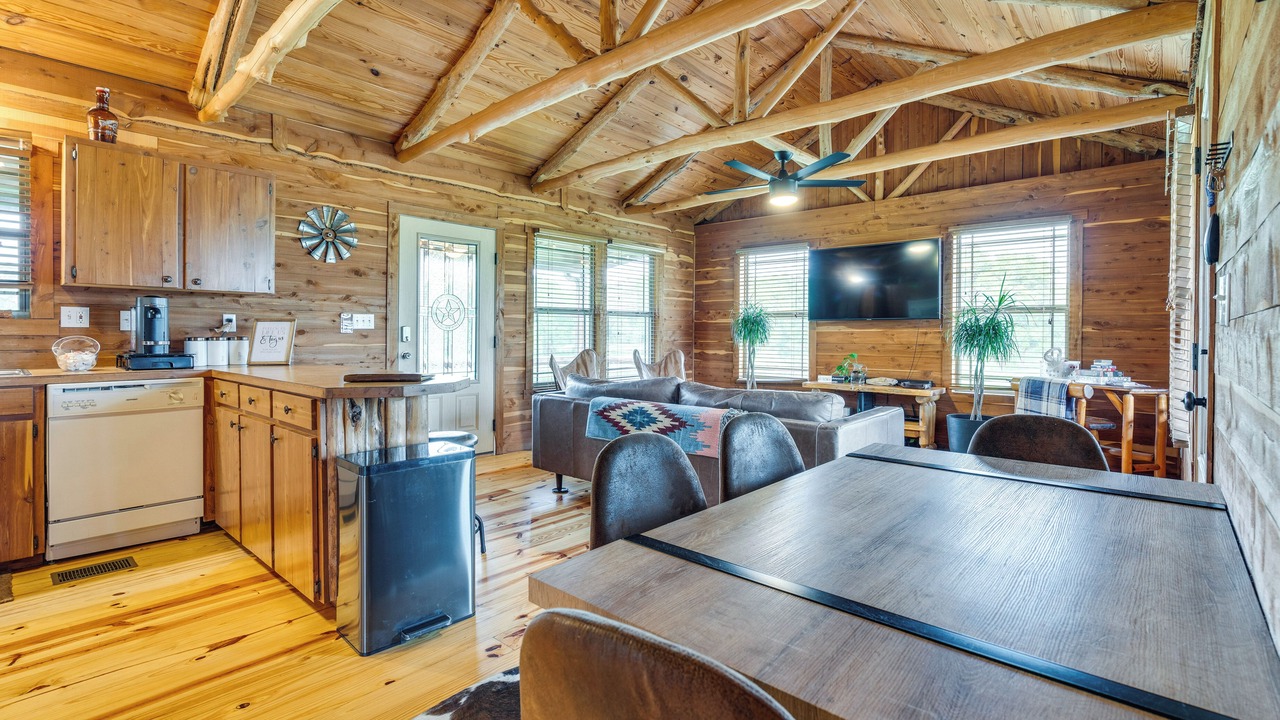 Photo of Kitchen in La Grange