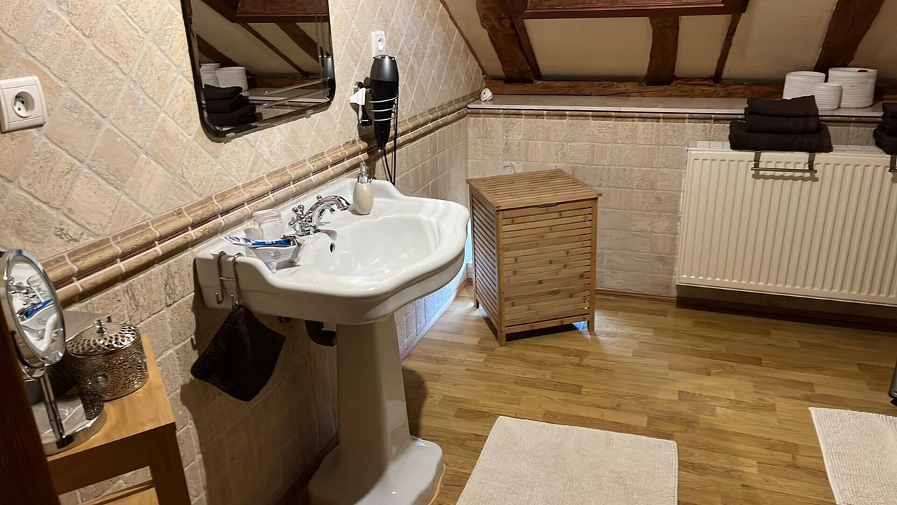 Photo of Bathroom in Casseneuil