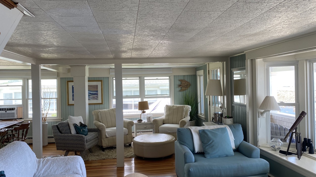 Photo of Livingroom in Brant Rock