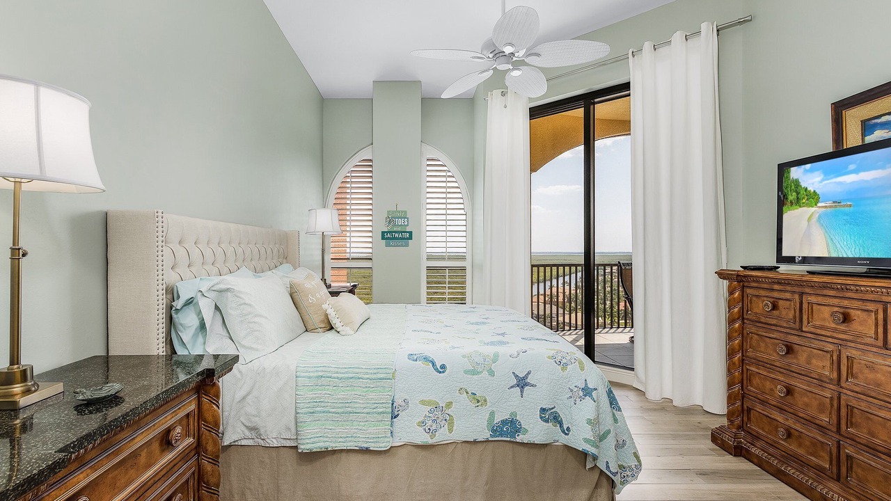 Photo of Others in Cape Harbour