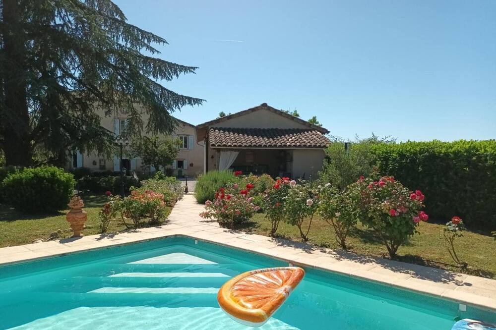Photo of Outdoor in Lisle-sur-Tarn