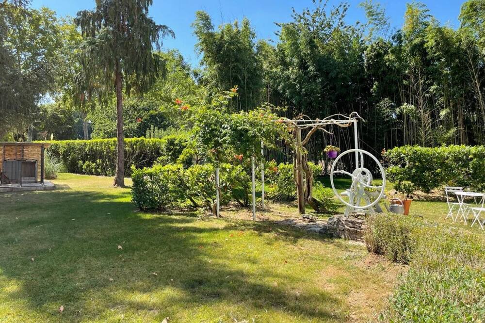 Photo of Outdoor in Lisle-sur-Tarn