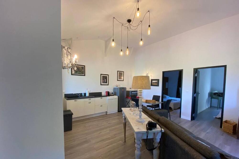 Photo of Livingroom in Lisle-sur-Tarn