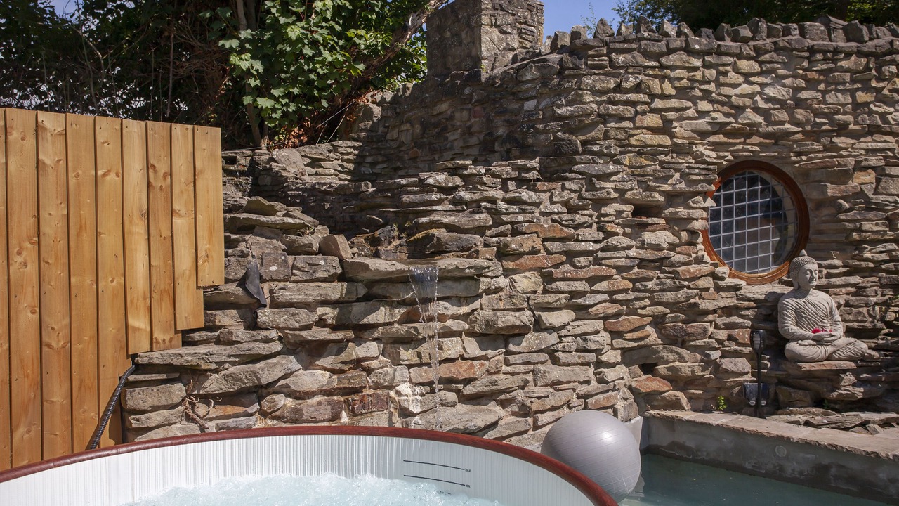 Photo of Outdoor in Olveston