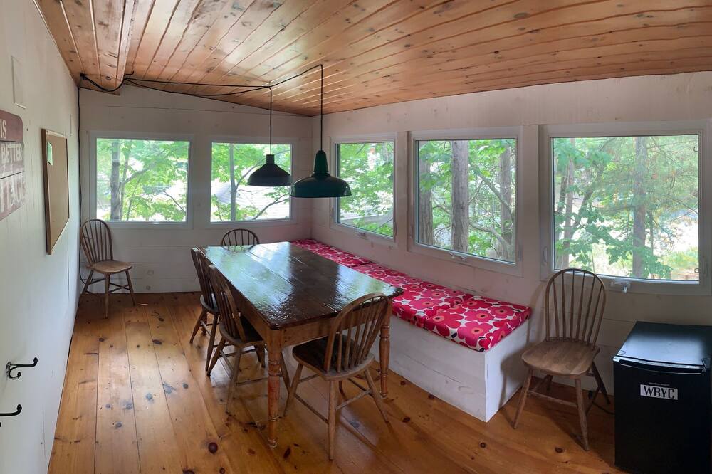 Photo of Livingroom in Tiny