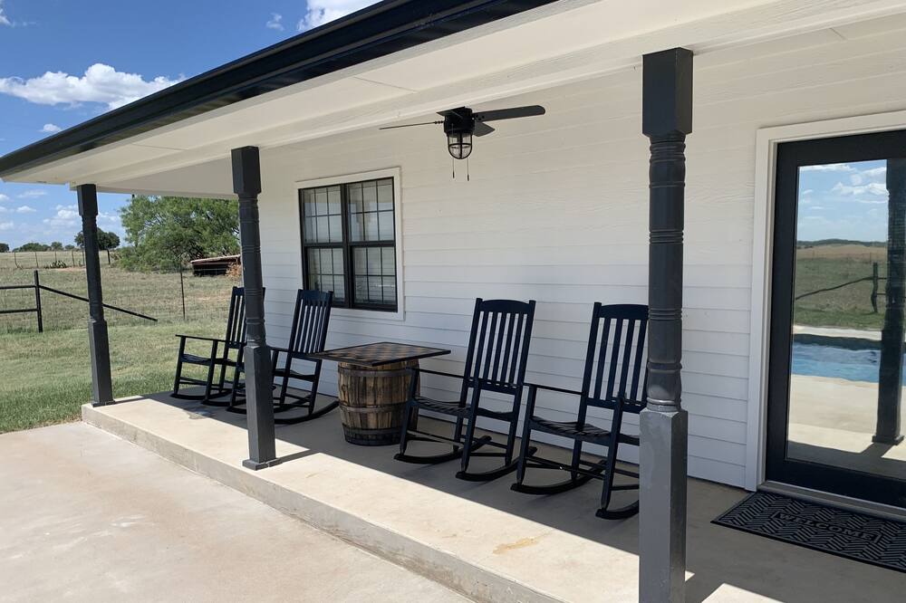 Photo of Patio Balcony in San Saba
