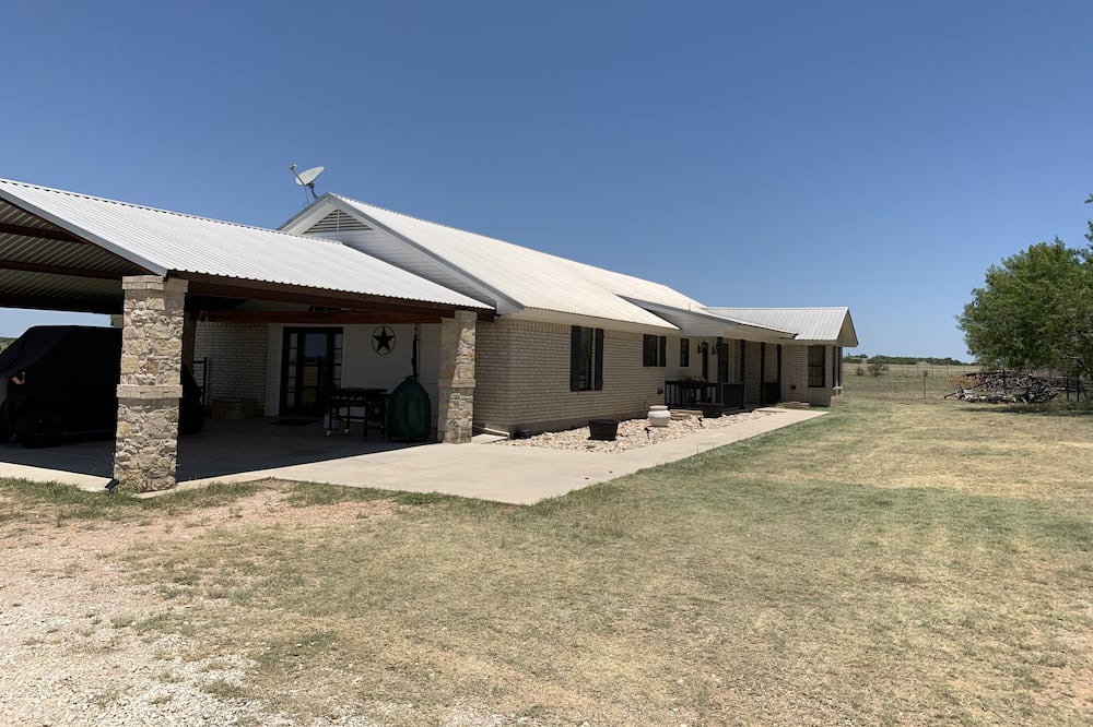 Photo of Others in San Saba
