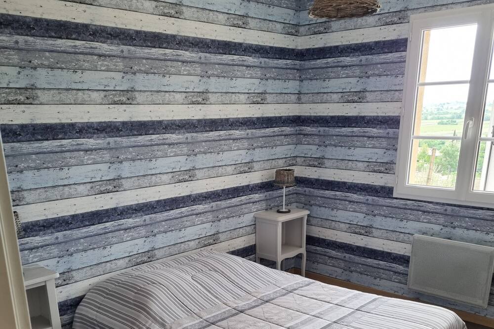 Photo of Bedroom in Saint-Sauveur-de-Cruzieres