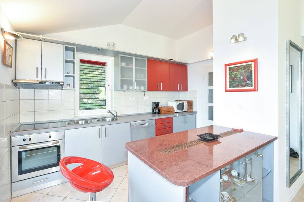 Photo of Kitchen in Krizni rat