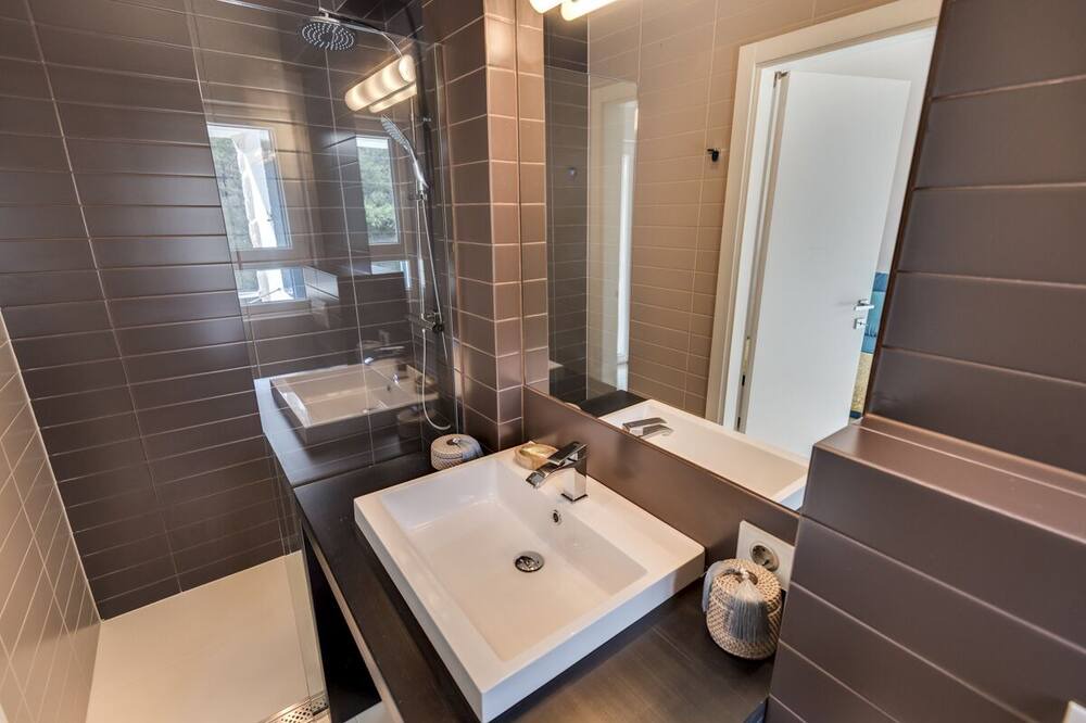 Photo of Bathroom in Prvic Luka