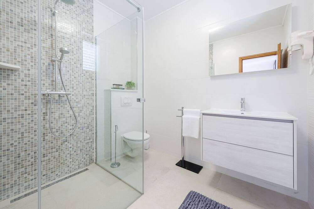 Photo of Bathroom in Zavrelje
