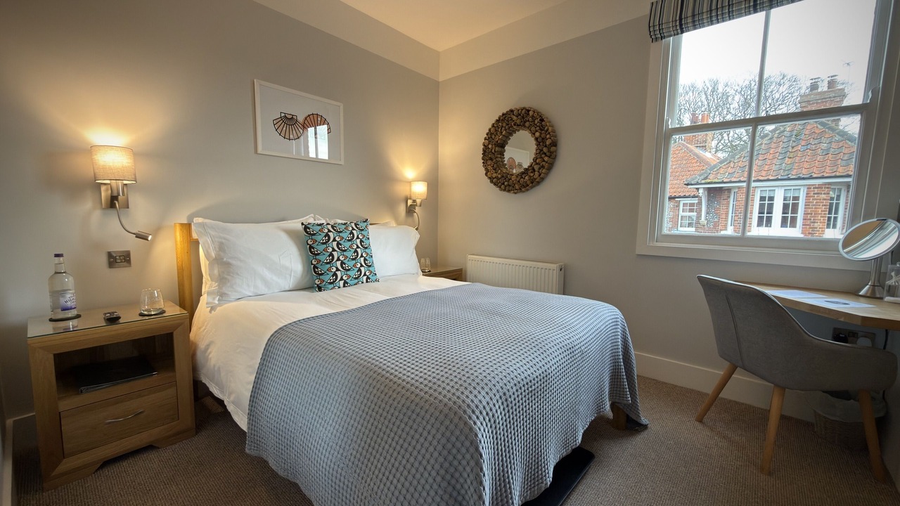 Photo of Bedroom in Weybourne