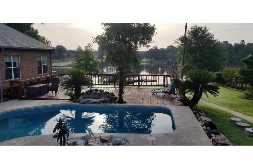Photo of Outdoor in Benton