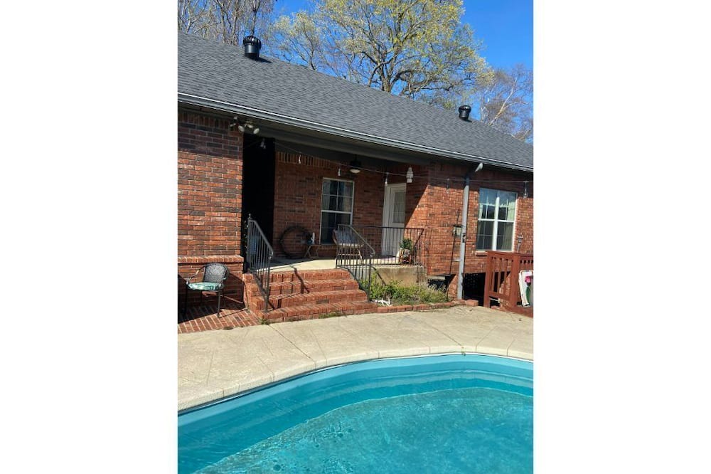 Photo of Outdoor in Benton