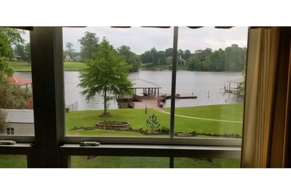 Photo of Others in Benton