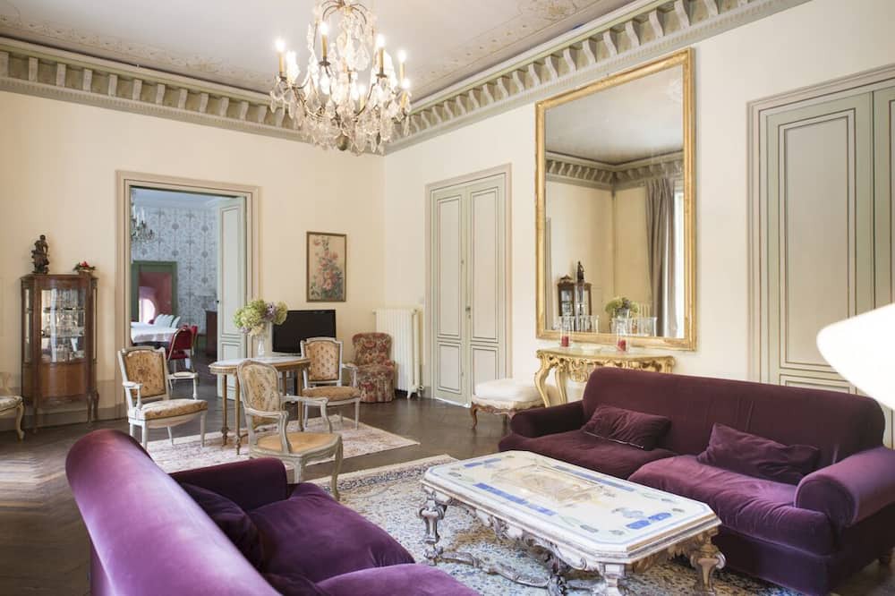 Photo of Others in Beaune