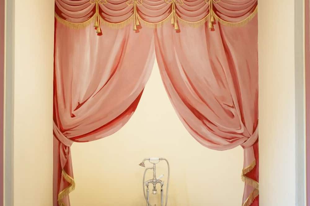 Photo of Others in Beaune