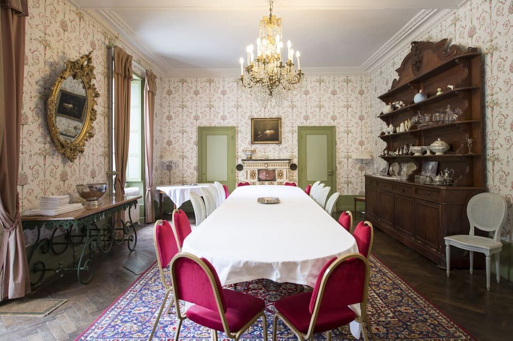 Photo of Others in Beaune