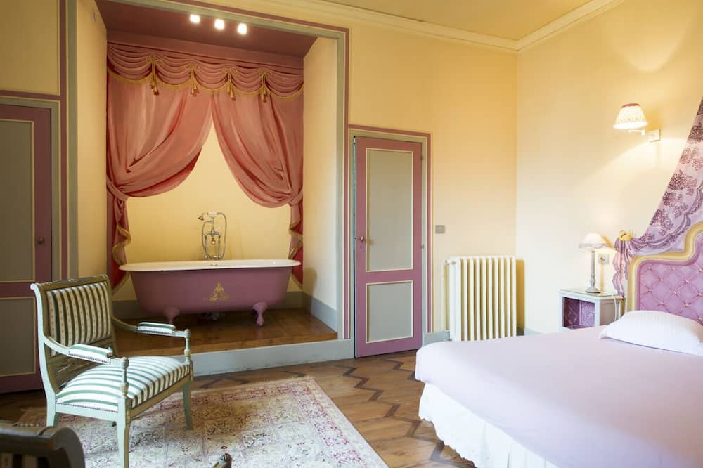 Photo of Others in Beaune