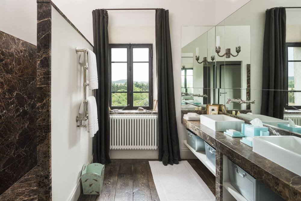 Photo of Bathroom in Montlaur